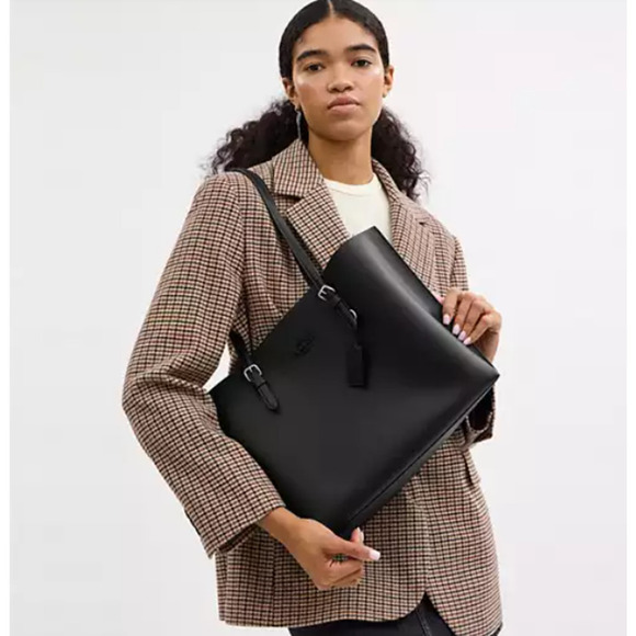 COACH Mollie Tote Large Size In Leather In Silver/Black CV968 NWT - Picture 6 of 12